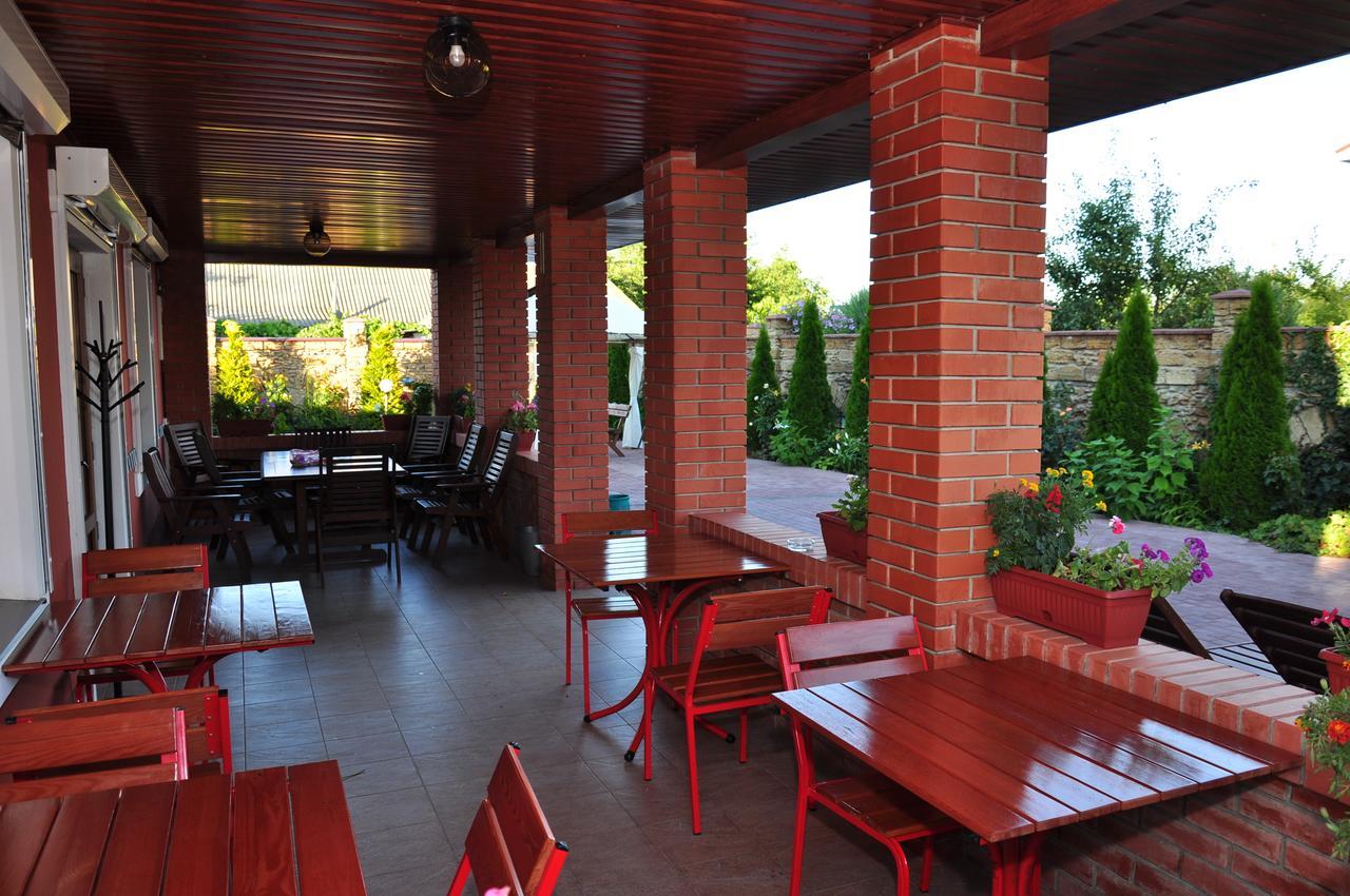 Inn Na Bugaze Каролино-Бугаз Екстериор снимка