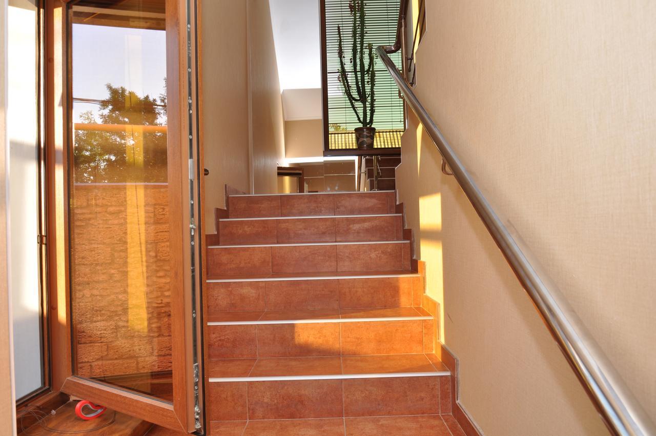 Inn Na Bugaze Каролино-Бугаз Екстериор снимка