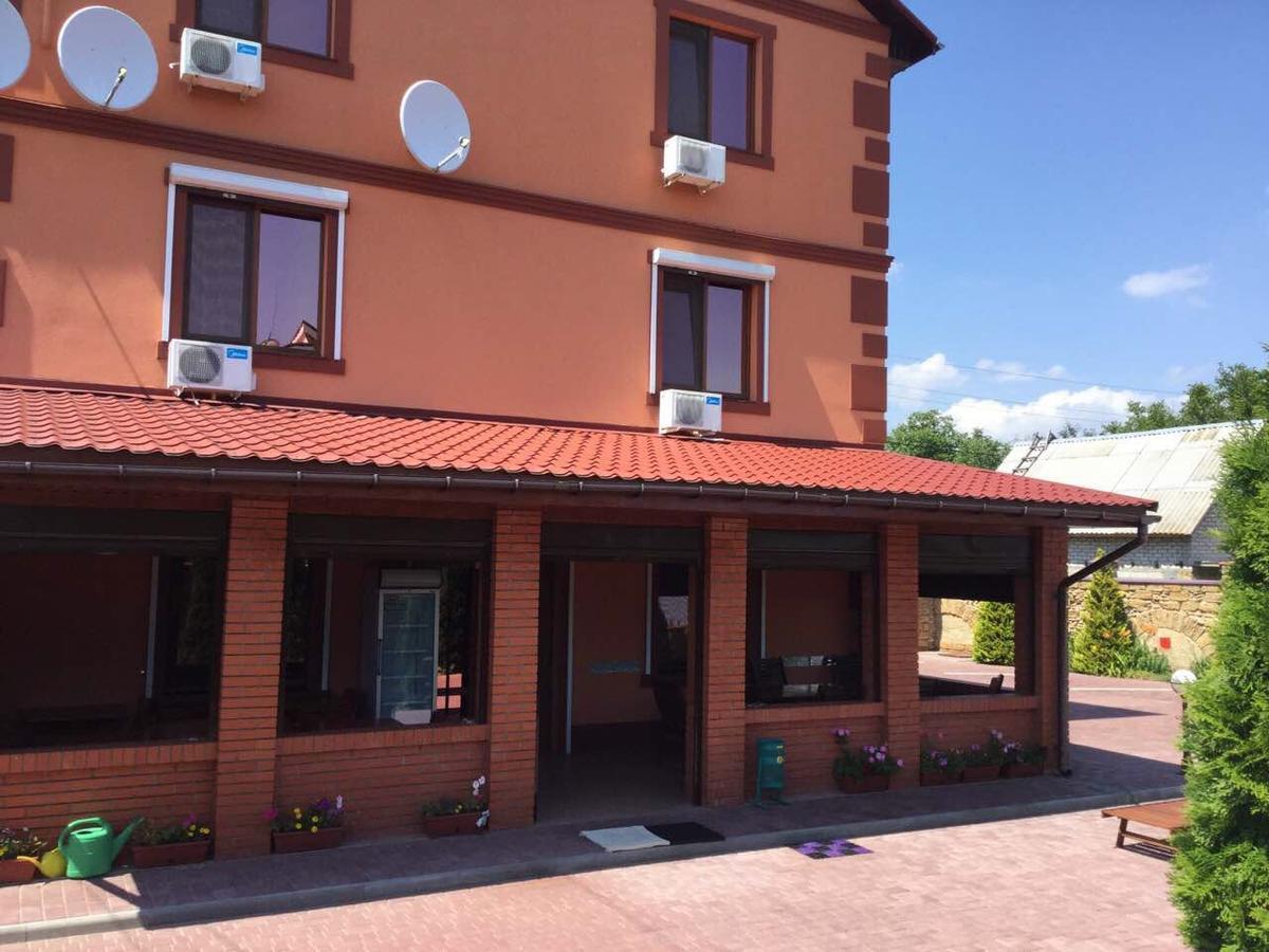 Inn Na Bugaze Каролино-Бугаз Екстериор снимка