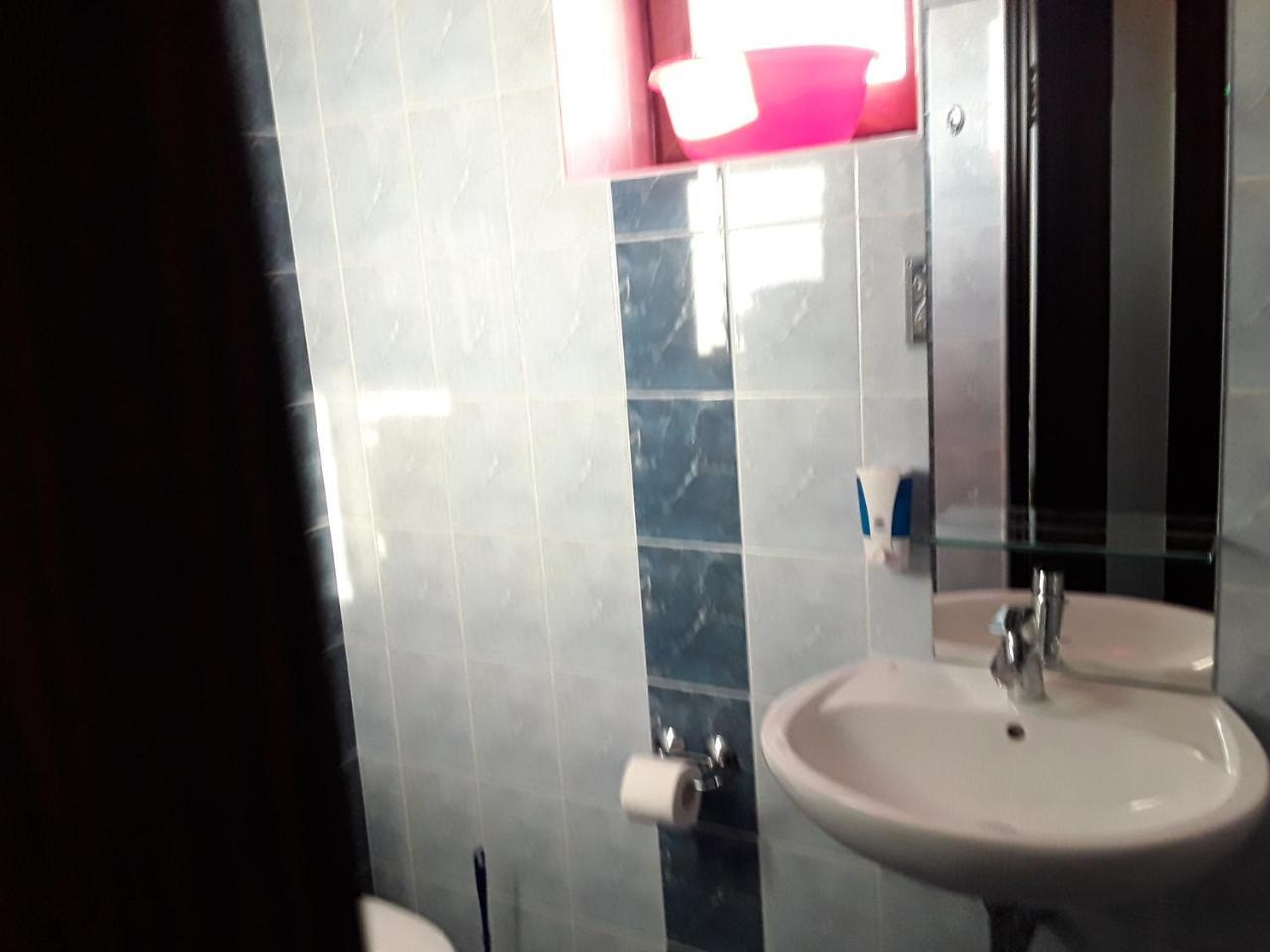 Inn Na Bugaze Каролино-Бугаз Екстериор снимка
