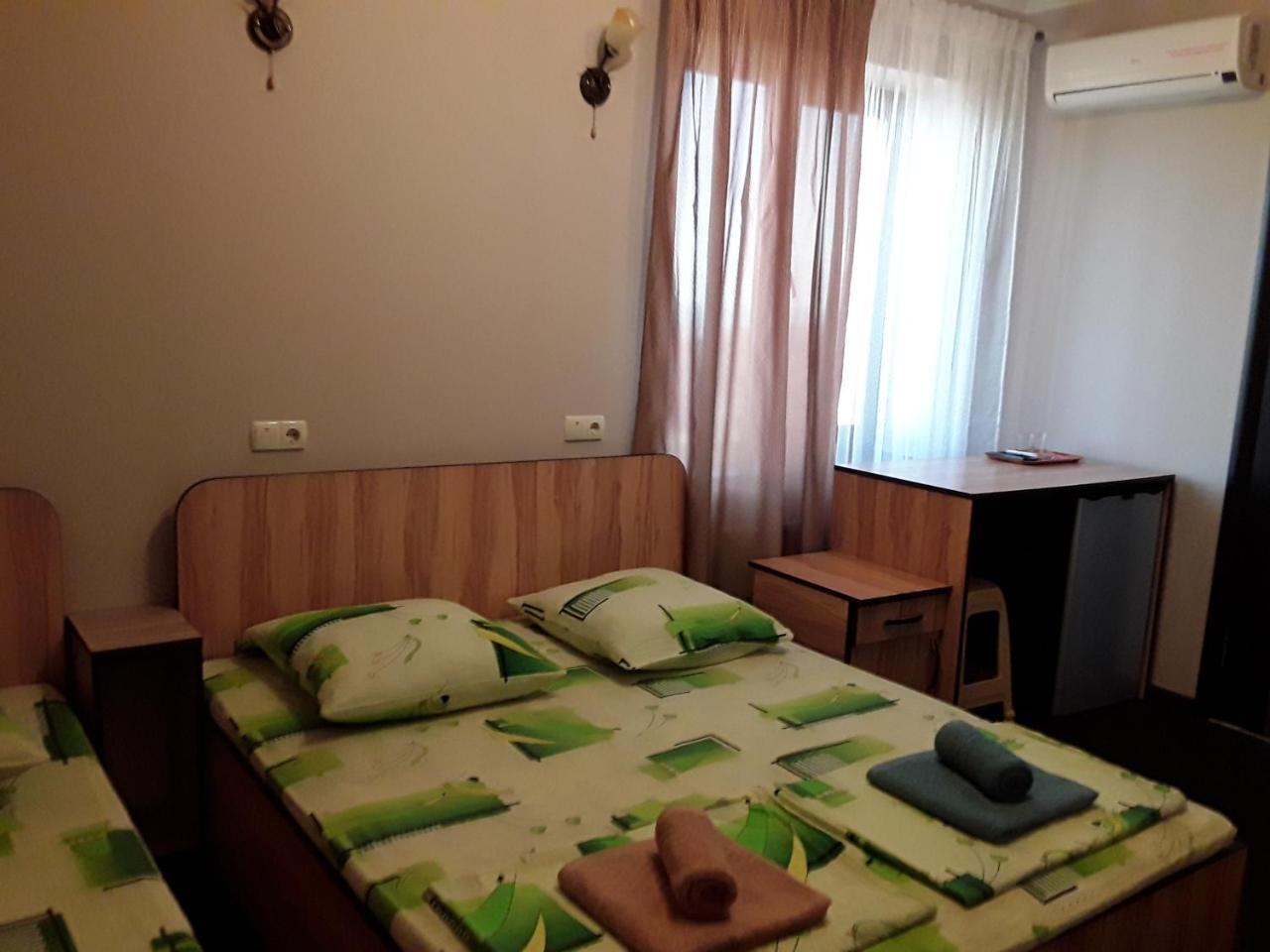 Inn Na Bugaze Каролино-Бугаз Екстериор снимка