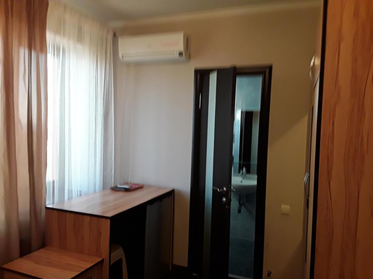 Inn Na Bugaze Каролино-Бугаз Екстериор снимка